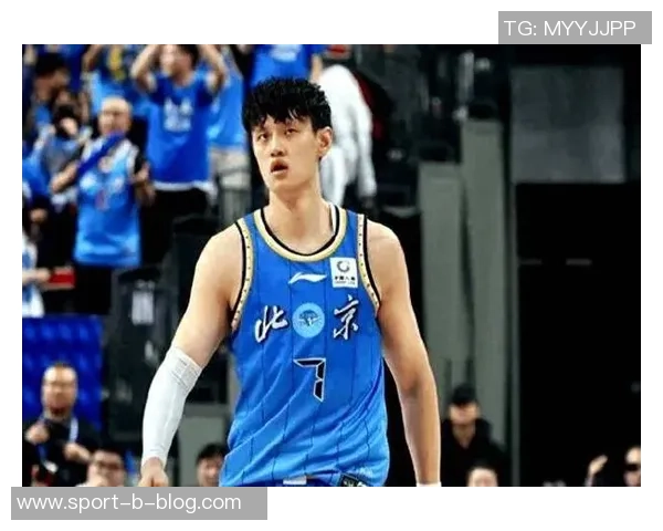 曾凡博透露重伤经历腰伤与脑部后遗症影响生活与职业发展